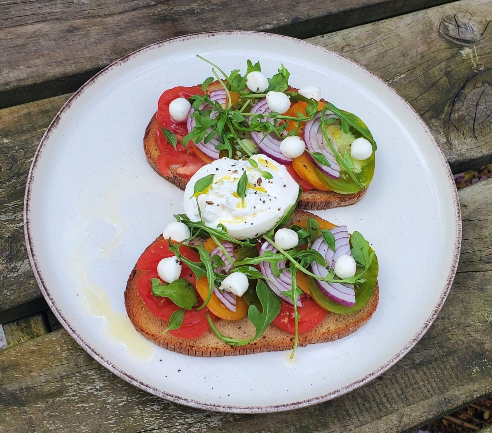 Tartines Caprese