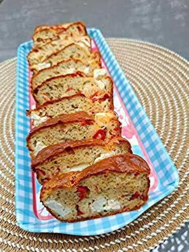 Cake aux poivrons grillés et feta
