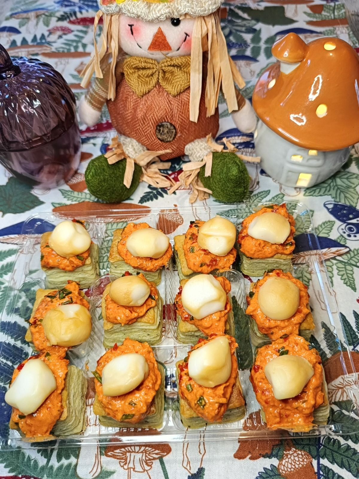 Mini bouchées saveur pesto, poivrons ricotta et mini Scarmoza