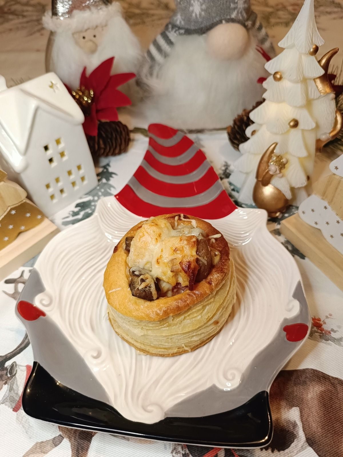 Vols au vent au poulet, lard fumé et marrons