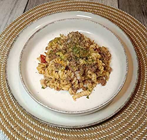 Pâtes à la viande hachée et trio de fleurettes au Cookéo