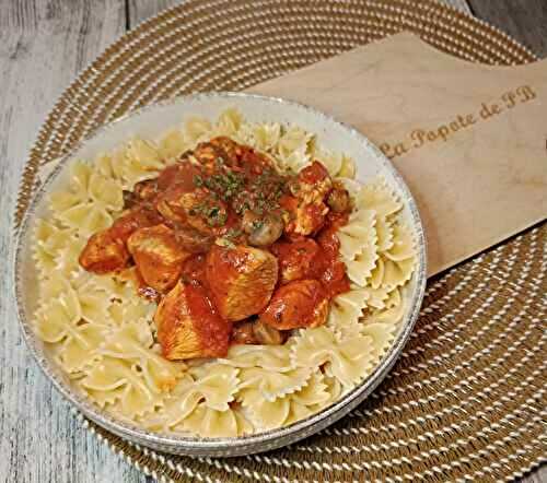Poulet, sauce tomate et champignons au Cookéo