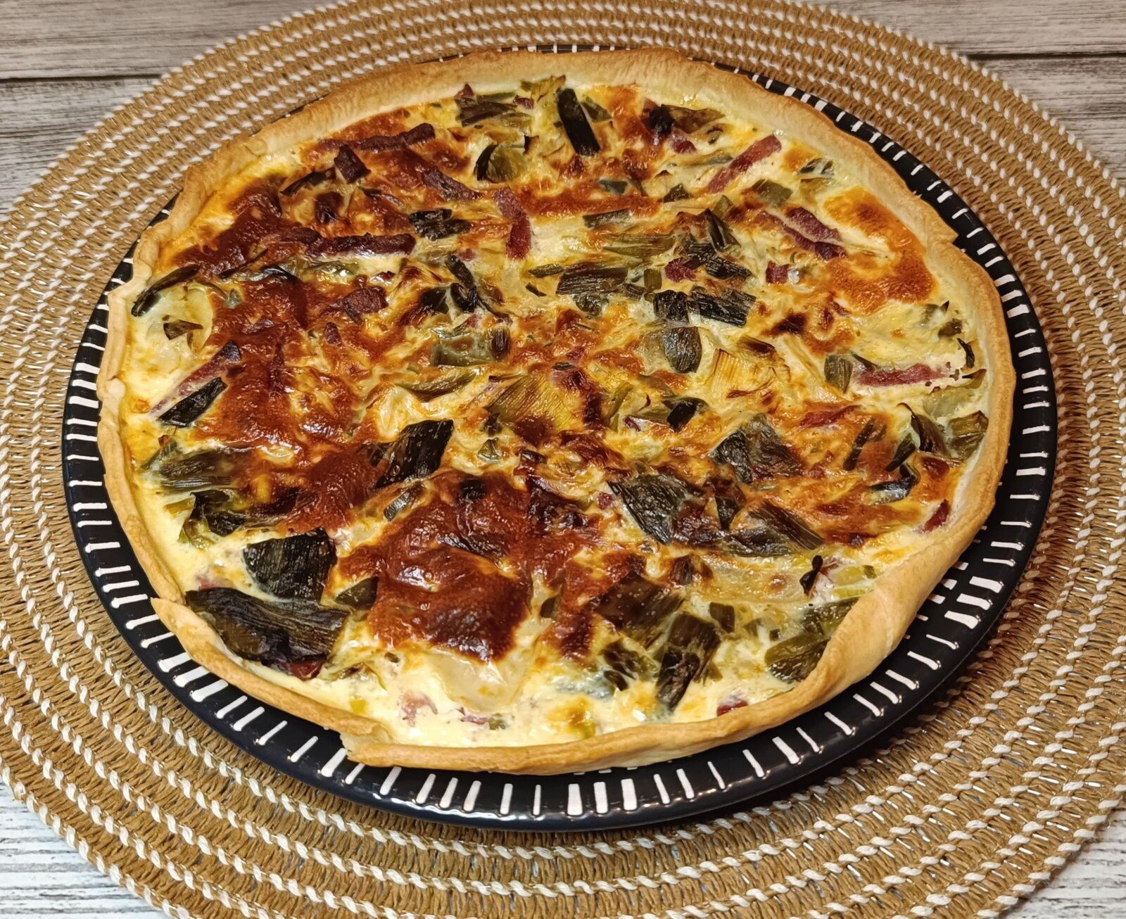 Tarte poireaux et lardons fumés de volaille