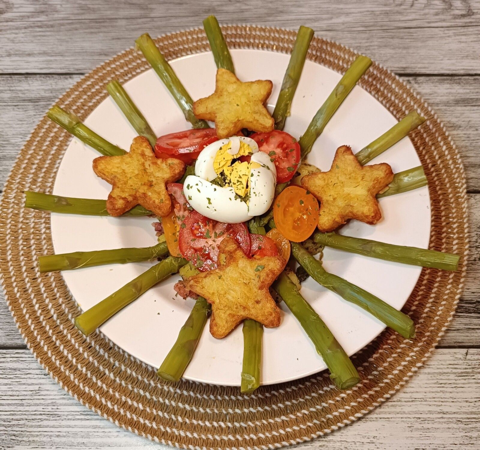 Salade complète aux asperges vertes