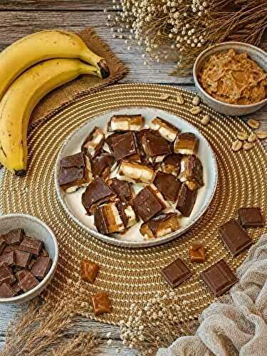Bouchées glacées banane beurre de cacahuètes au caramel