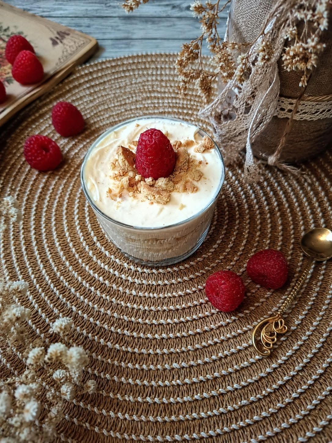 Tiramisu à la framboise et pistache