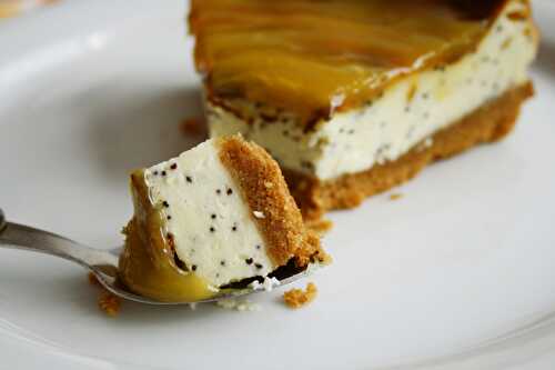 Vanilla Lemon and Poppy seeds Cheesecake