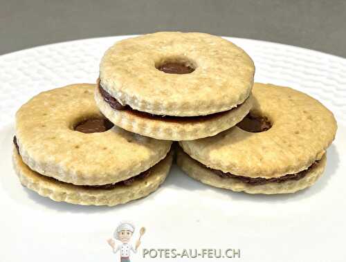 Biscuits fourrés au Chocolat