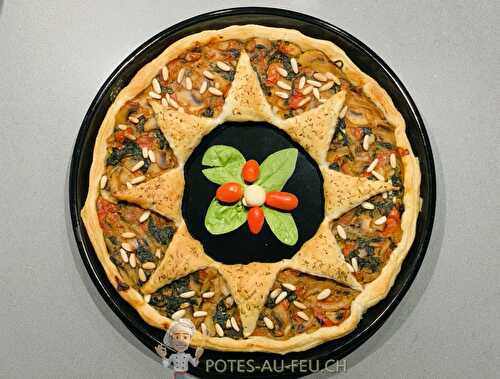 Tarte Couronne végane aux Épinards, Tomates et Champignons