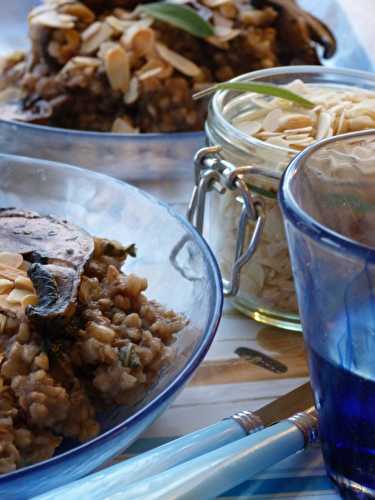 Risotto de kasha, champignons et amandes grillées