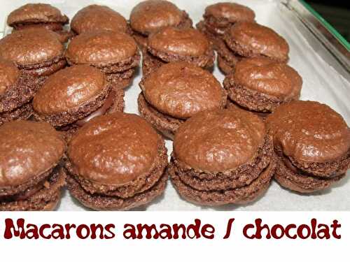 Macarons amande/chocolat