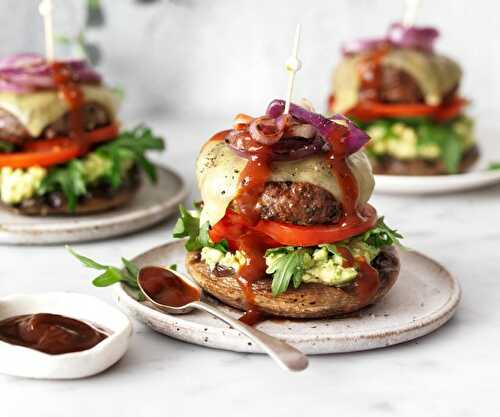 Burger de bœuf grillé aux champignons