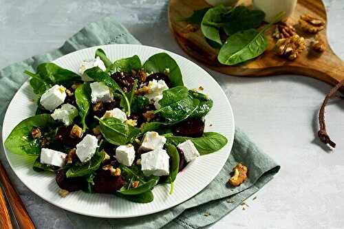 Salade aux épinards, betterave et noix