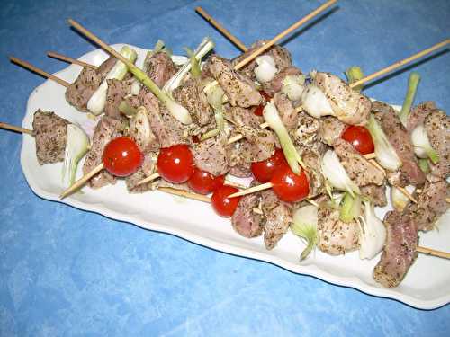 Brochettes de porc provençales