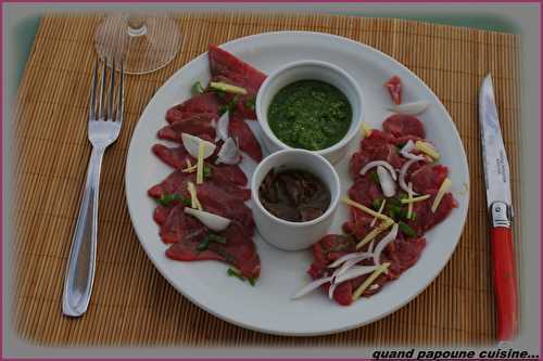 CARPACCIOS DE BOEUF AU PISTOU D'HERBES