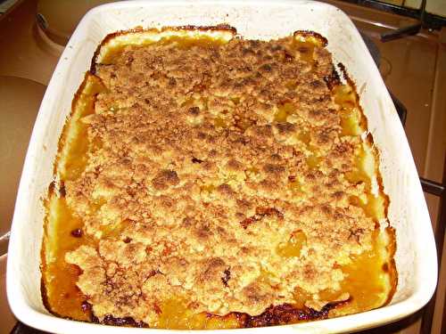 Crumble au melon et au pêche