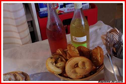 FOUGASSES ; BRETZELS et VERRINES SURIMI-AVOCAT