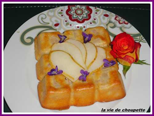 GATEAU MOELLEUX AUX POIRES