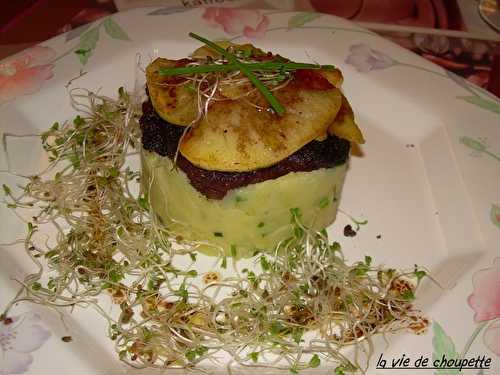 Millefeuille de boudin noir aux deux pommes