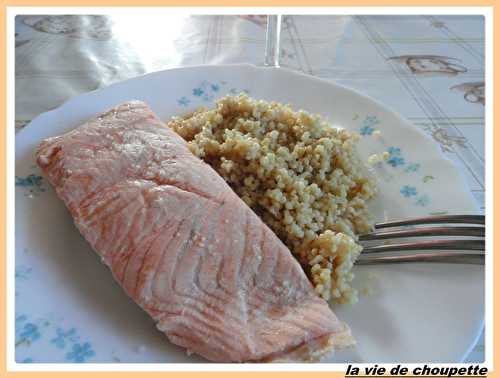 PAVE DE SAUMON AU COURT-BOUILLON ET SES PERLES DE BLE BOULGHOUR