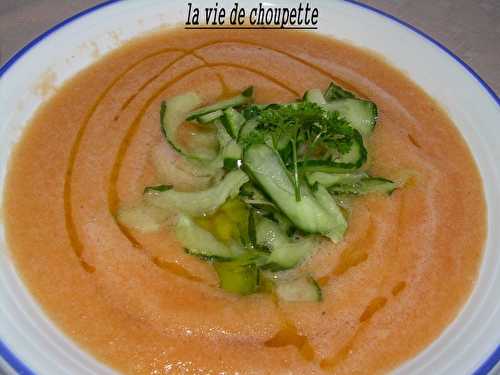 Soupe de melon glacée à la julienne de concombre