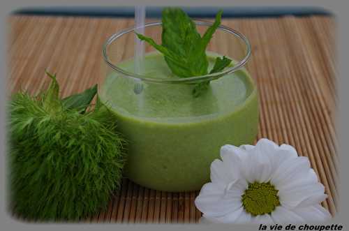 SOUPE FROIDE AUX PETITS POIS ET A LA MENTHE