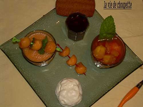 Verrine mousse de melon, salade de fruits frais