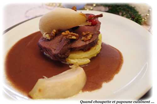 BICHE MARINEE AU VIN ROUGE, SAUCE CREME