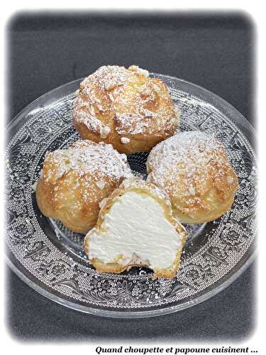 CHOUQUETTES A LA VANILLE ET SUCRE GLACE