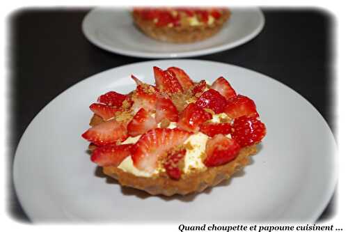 TARTELETTES AUX FRAISES ET CREME AU SAFRAN