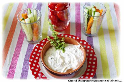 SAUCE AUX HERBES ET DIPS DE LEGUMES