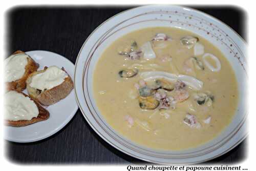 SOUPE DE FRUITS DE MER PROVENCALE