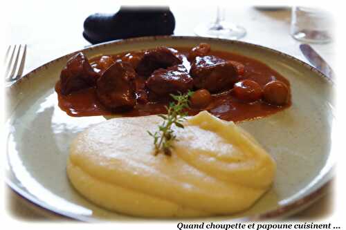 DAUBE DE SANGLIER, PUREE POMMES DE TERRE-CELERI