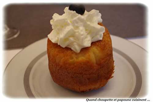 MINI SAVARIN AU RHUM ET CHANTILLY