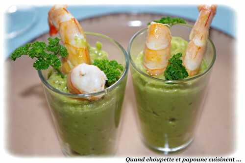 VERRINES DE GUACAMOLE AUX CREVETTES