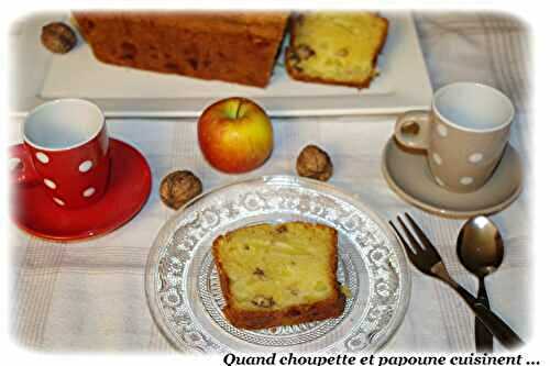 CAKE AUX POMMES ET AUX NOIX COMME DANS L'ANCIEN TEMPS ...