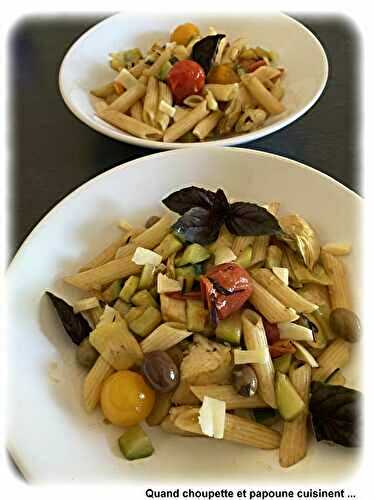 SALADE DE PENNES, TOMATES, COEURS D'ARTICHAUTS ET OLIVES