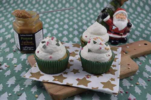 20 décembre : Cupcakes cœur pomme & caramel beurre salé - Quand Julie Patisse