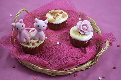 Cupcakes meringués et cœur framboise – Saint valentin