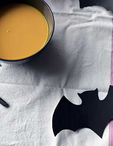 Soupe au potimarron sans lactose au couleur d'Halloween