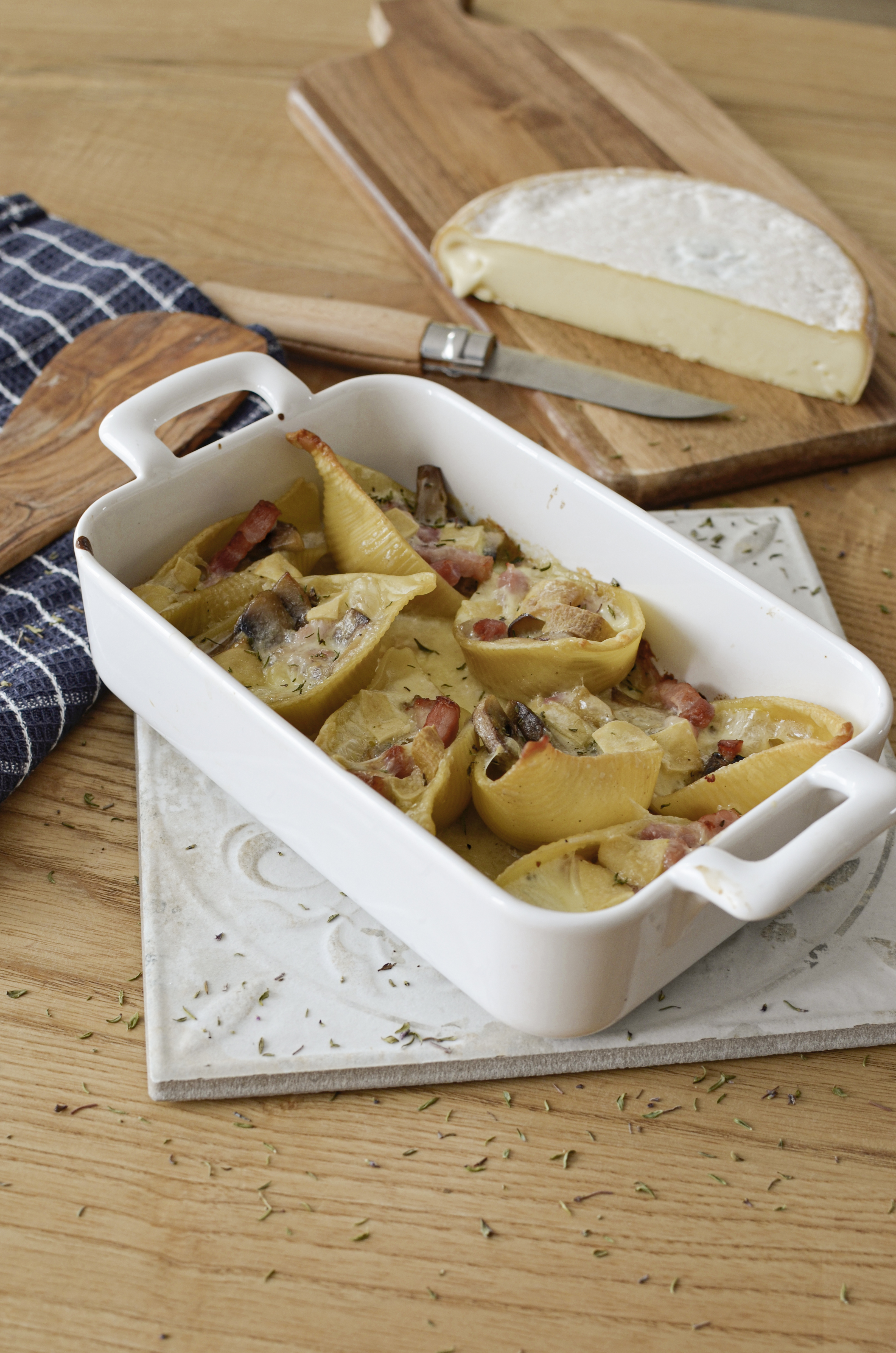 Conchiglioni farcies aux champignons, lardons et reblochon