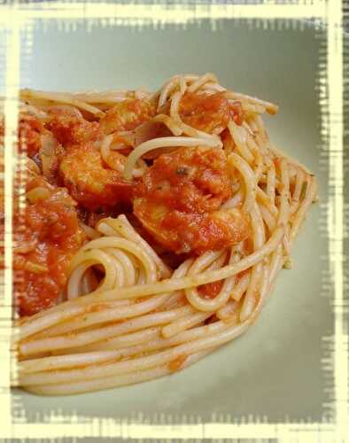 Spaghettis aux crevettes et au curry