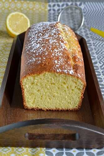 Cake à la semoule et au citron