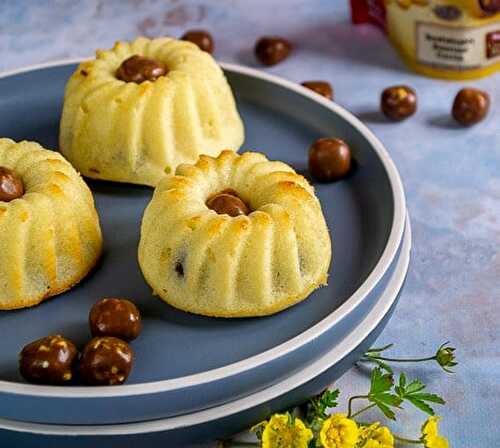 Petits gâteaux aux blancs d'oeufs et Kit Kat pops