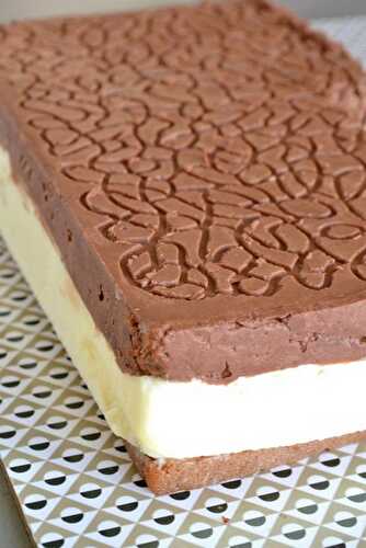 Entremets chocolat ananas