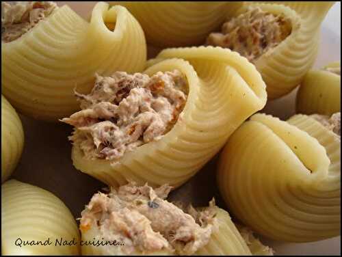 Lumaconi farcis aux rillettes de sardines