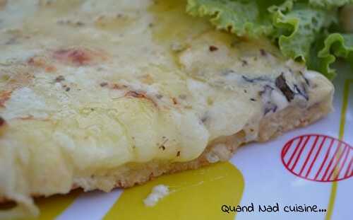 Pizza blanche aux 3 fromages - Quand Nad cuisine...