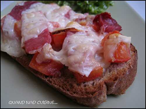 Tartine gourmande au jambon de Bayonne et au fromage de brebis Chailla