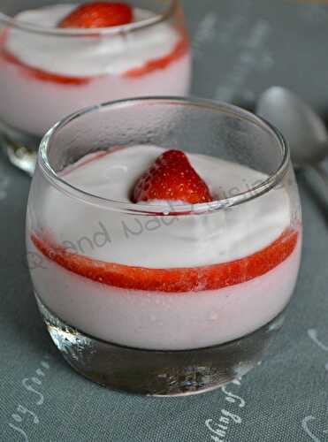 Verrines de mousse de fraises et mascarpone