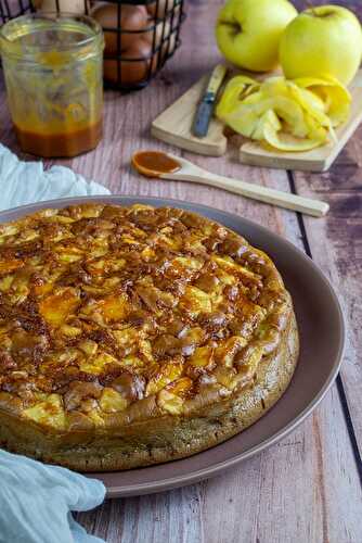 Extra moelleux aux pommes et au caramel au beurre salé